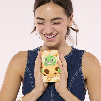 Tangled Pascal Cookie Zip Around Card Holder