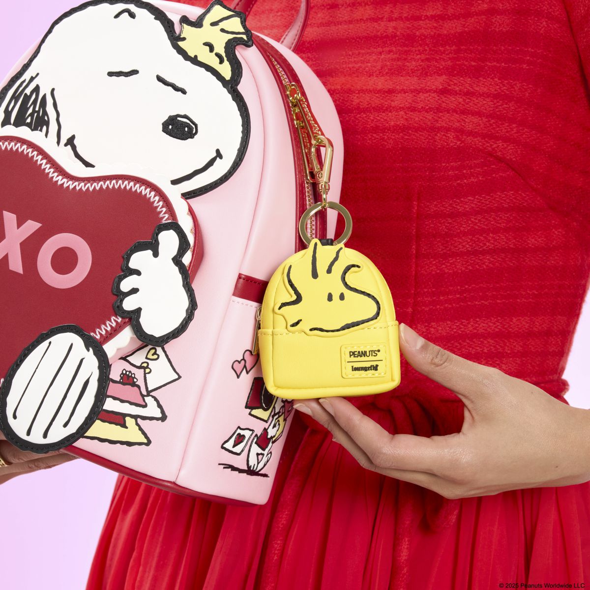 Peanuts Gang Cosplay Mystery Mini Backpack Keychain Charm
